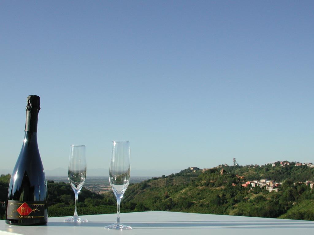 La Vecchia Cantina Stradella Esterno foto