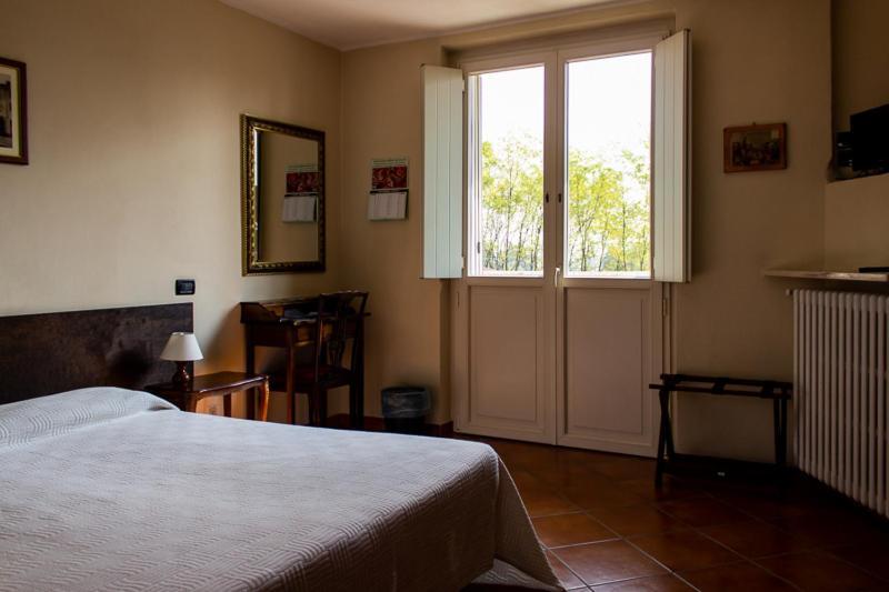 La Vecchia Cantina Stradella Esterno foto
